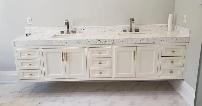 White double vanity with central drawers by LG Woodworking